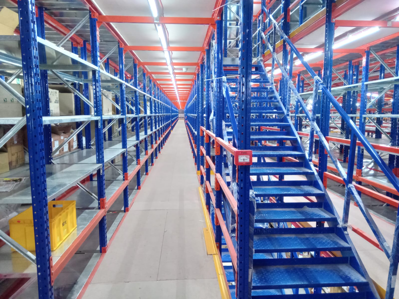 Efficient Multi-Tier Racks | Giraffe Storage Solutions