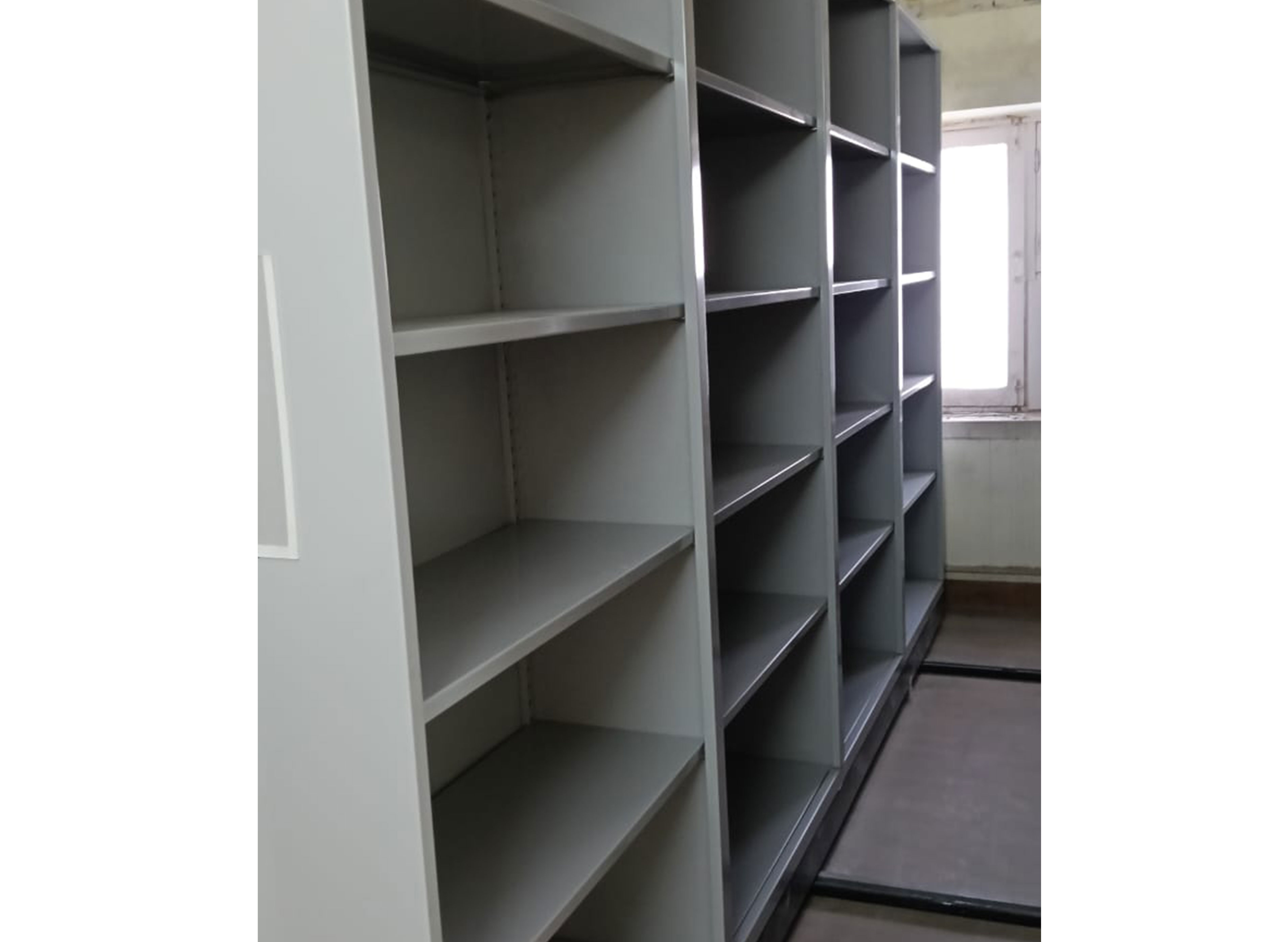mobile compactor storage system mobile compactor storage system